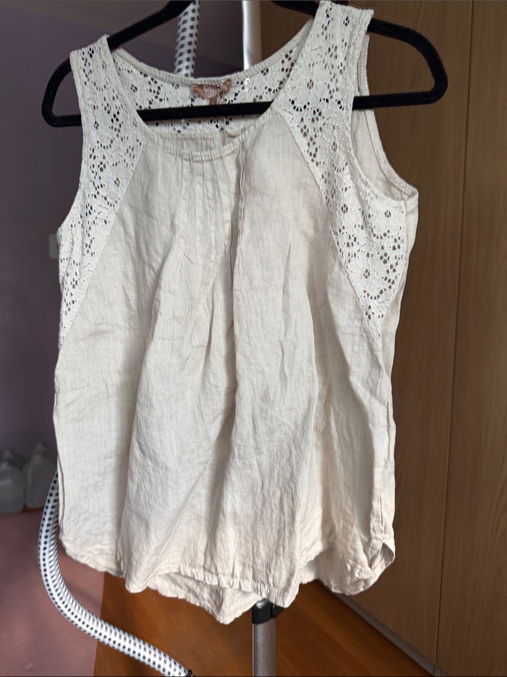 Carla Conti 100% Italian Linen Lightweight Cream Lace-Trim Sleeveless Top